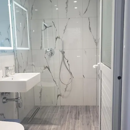 Melisa 3* Ksamil